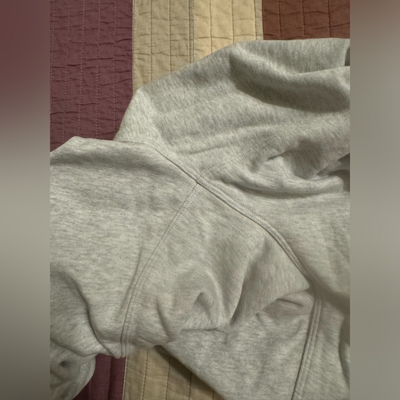 Lululemon relaxed high rise joggers - Picture 7 of 9